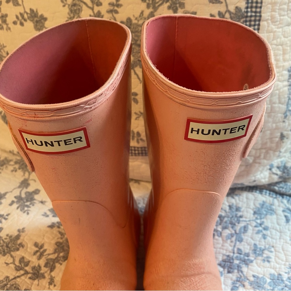 Hunter Women’s Original Short Pink Gloss Rain Boot Size 9 - Picture 2 of 10